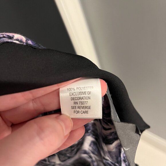 Simply Vera Wang Stretchy Dress Black & Purple Geometric Pattern Size Small - Picture 3 of 8